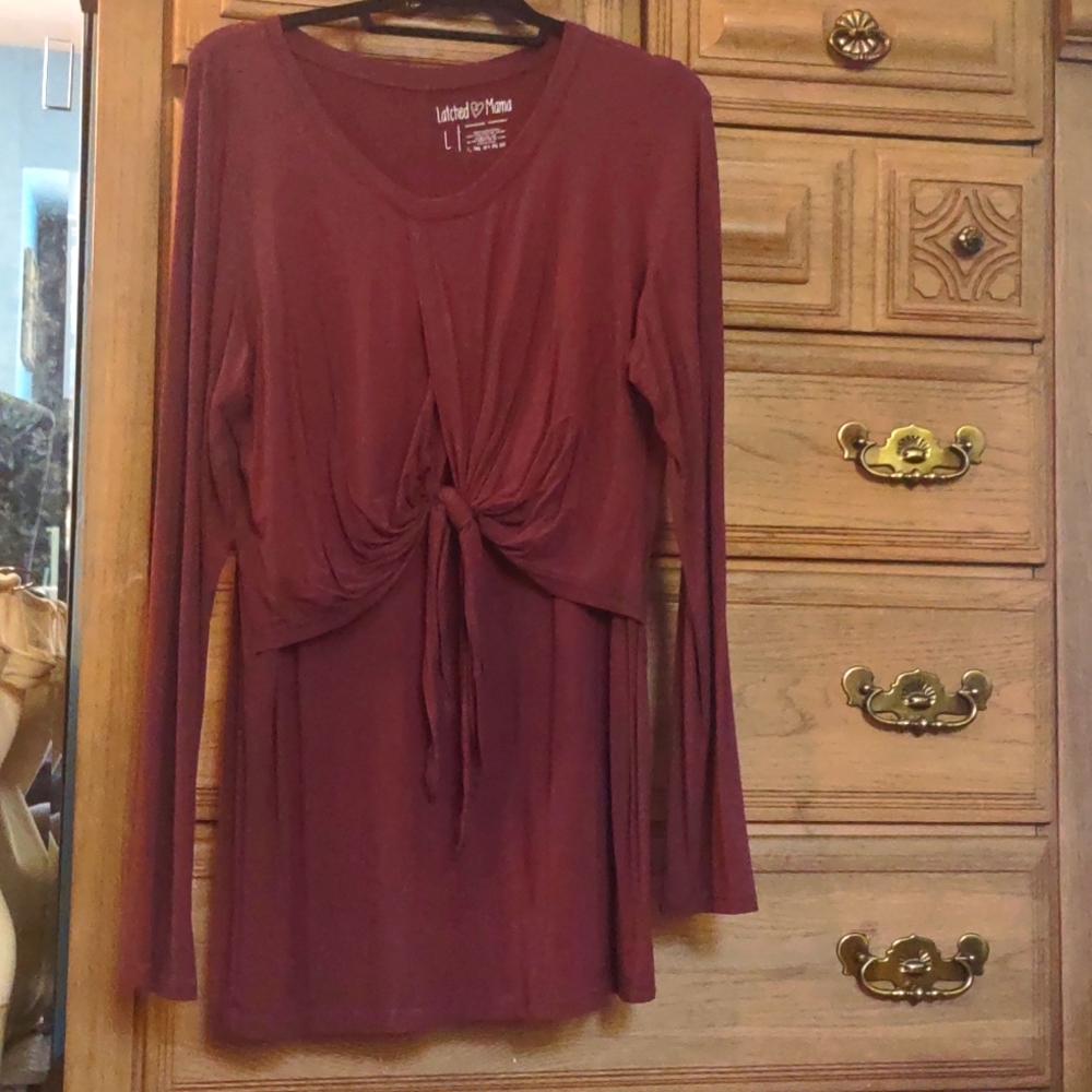 Latched Mama Knot Front Nursing Tee